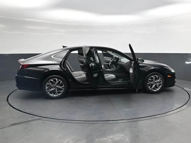 Used 2020 Black Hyundai SEL image 40