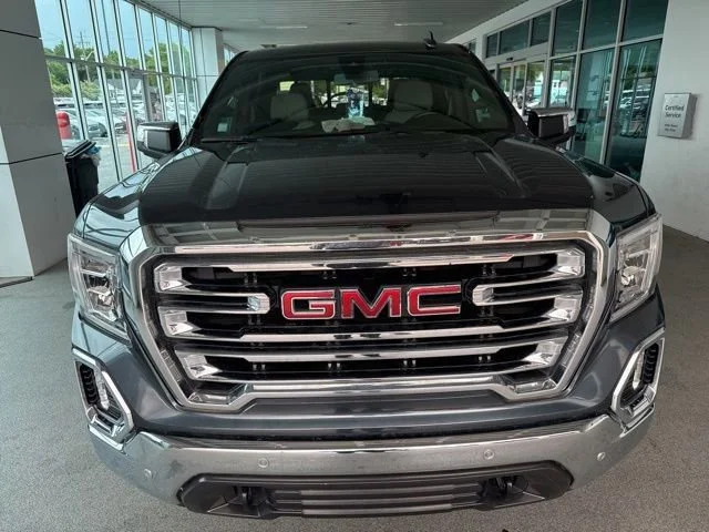 Used 2021 DARK SKY METALLIC GMC SLT image 2