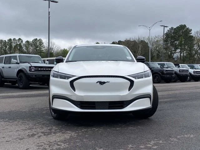 New 2026 White Ford Select image 20