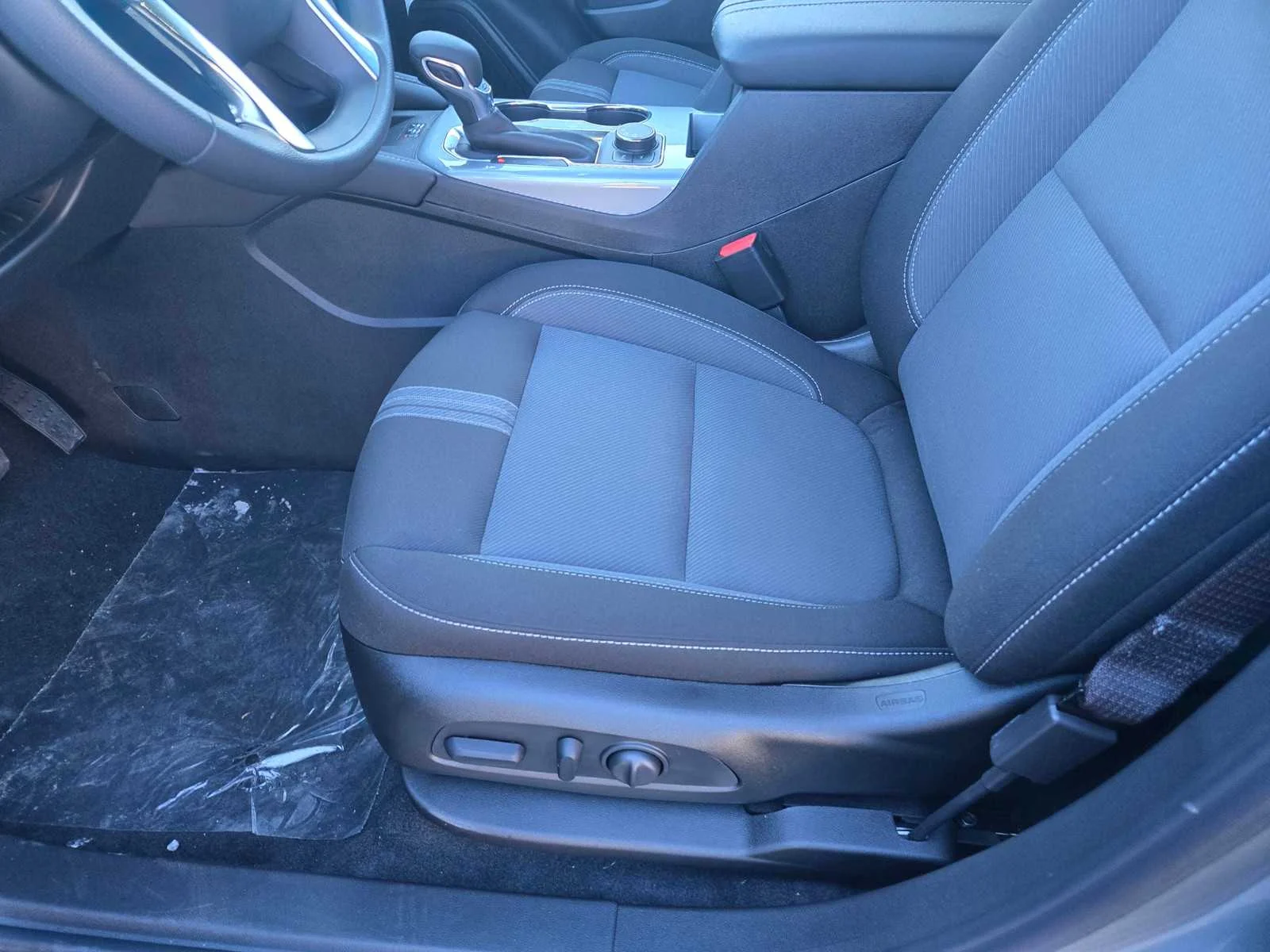 New 2026 Sterling Gray Metallic Chevrolet 2LT image 18