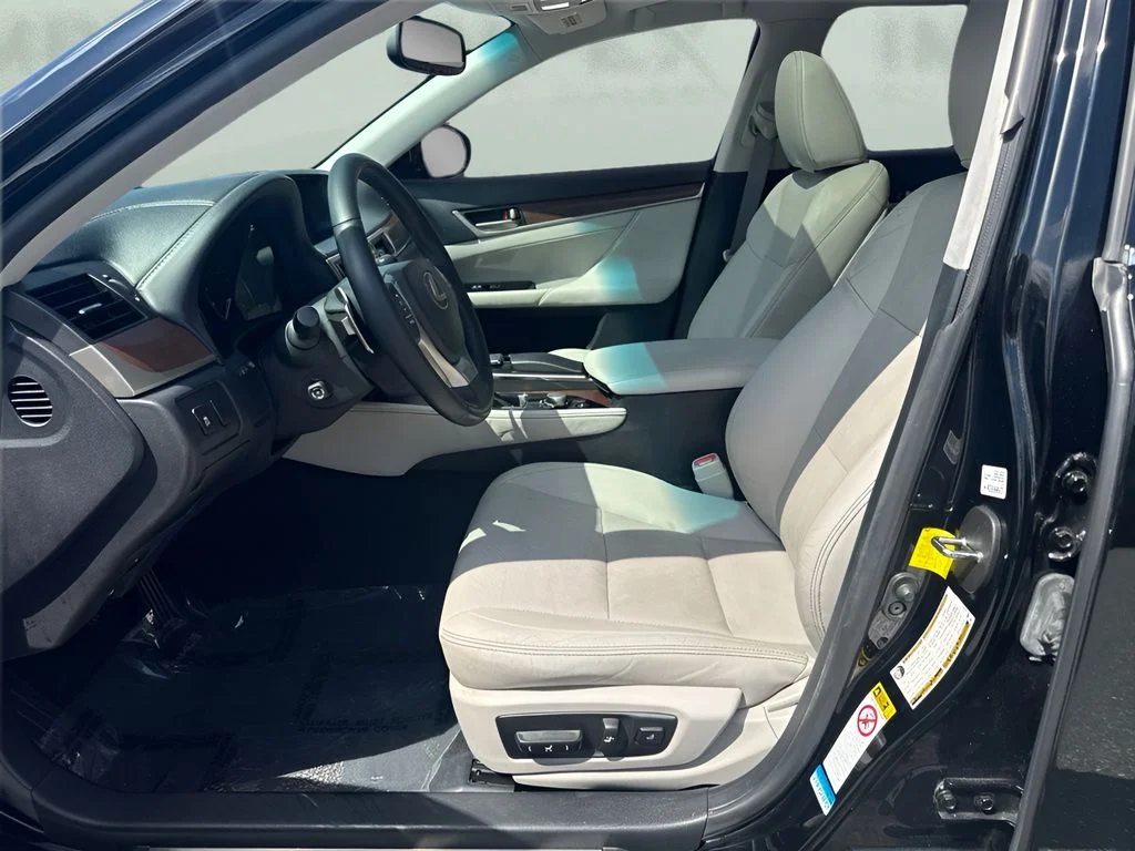 Used 2015 Black Lexus 350 image 5