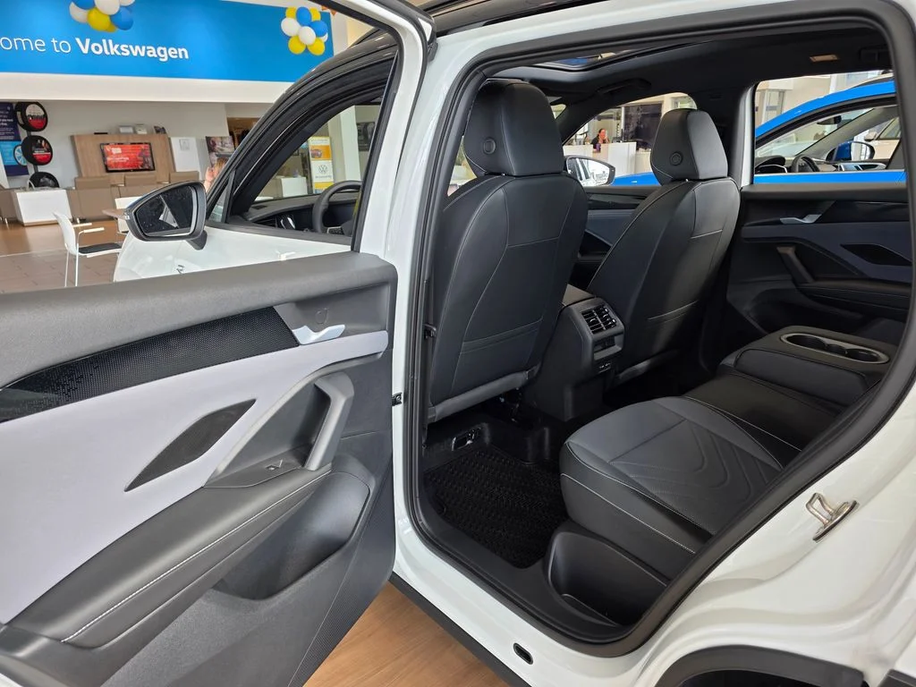 2026 Volkswagen Tiguan SE R-LINE BLACK - Photo 35