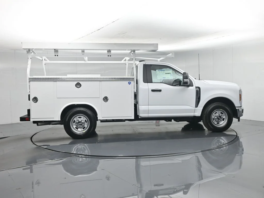 New 2026 White Ford XL image 32