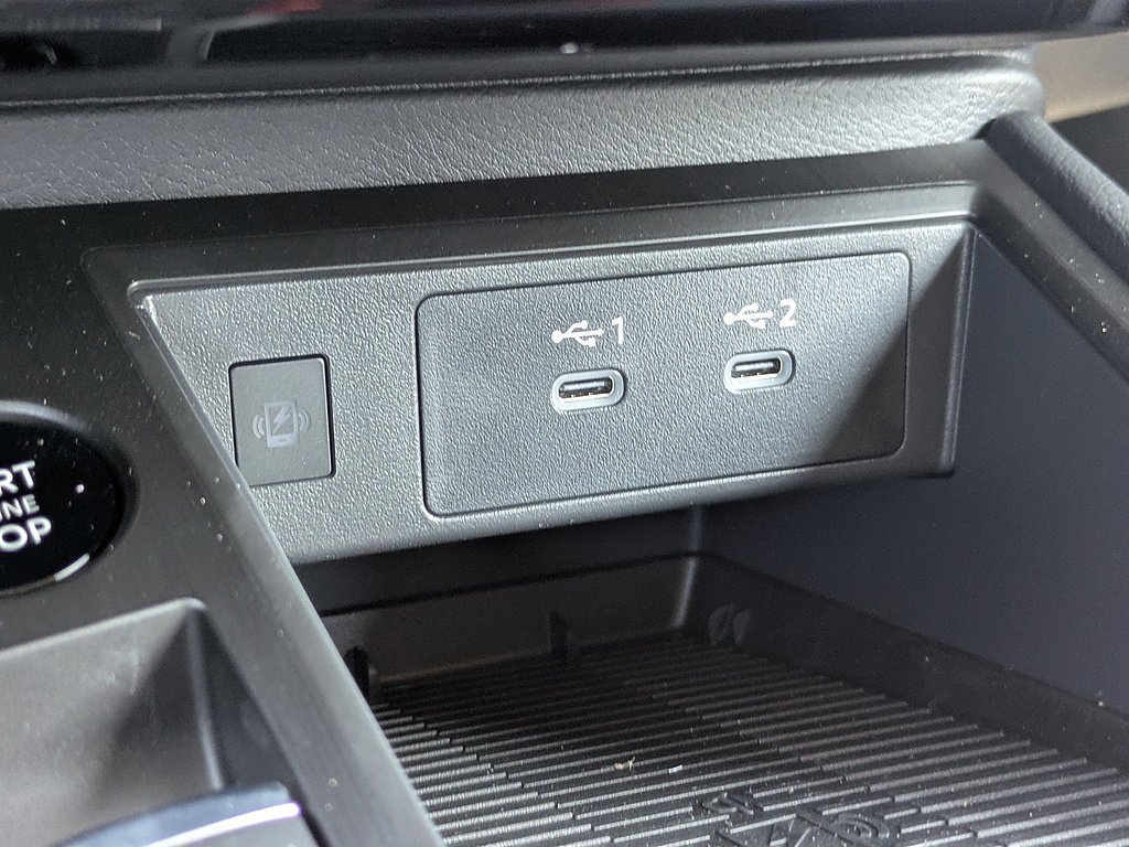 2026 Nissan KICKS SR - Photo 21