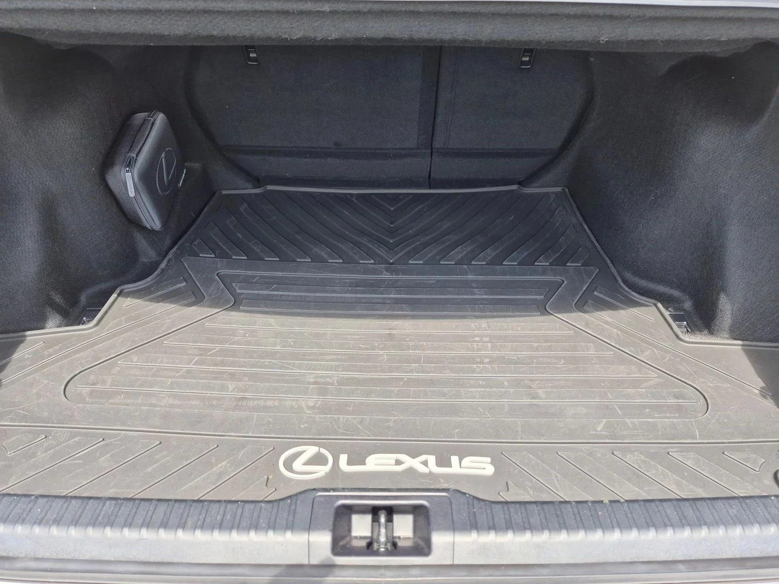 Certified Used 2023 Eminent White Pearl Lexus  image 6