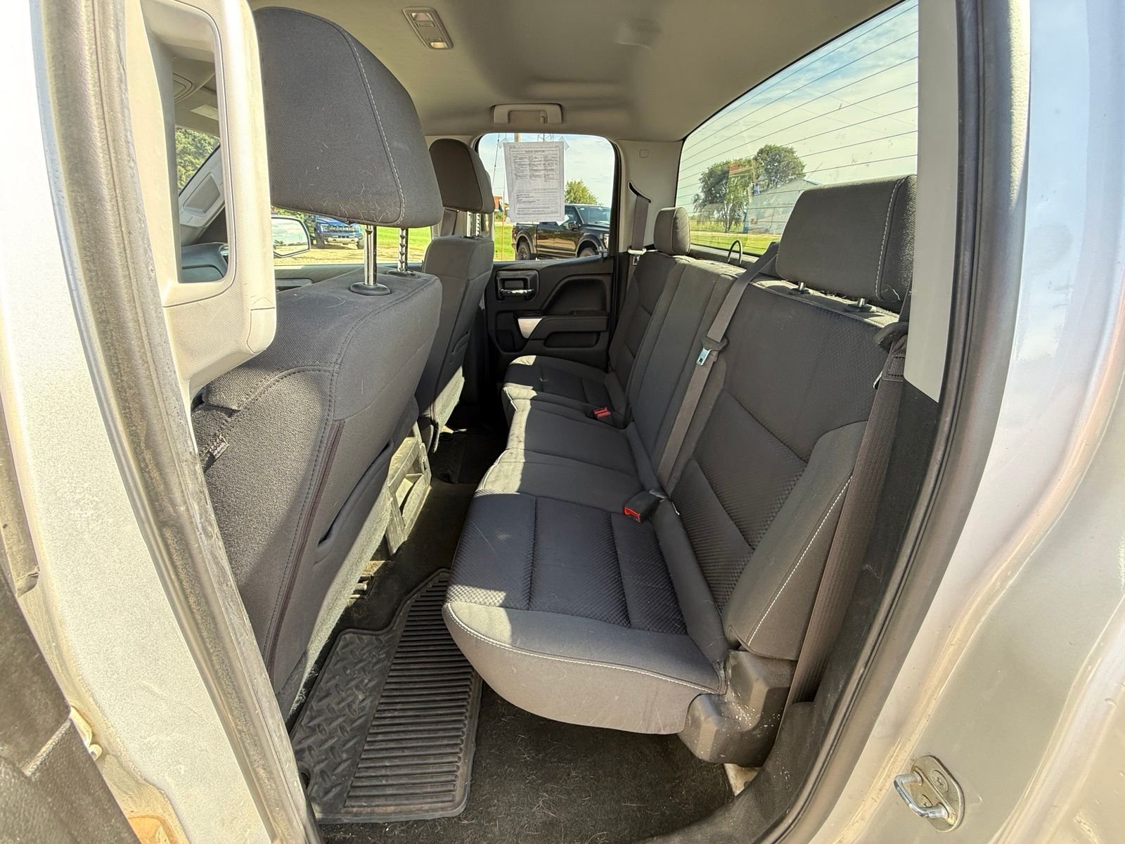 Used 2017 Silver Ice Metallic Chevrolet LT image 7