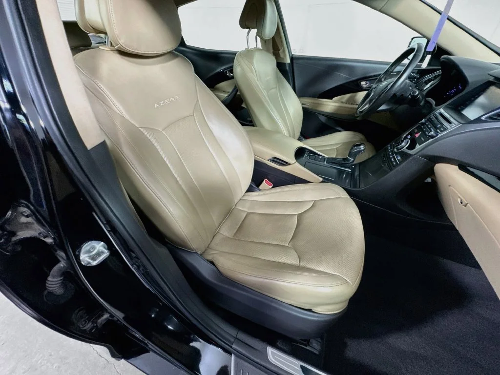 Used 2016 Black Hyundai Base image 34