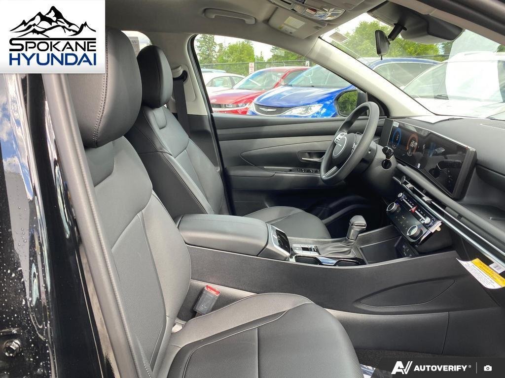 New 2026 PHANTOM BLACK HYUNDAI SEL PLUS image 25
