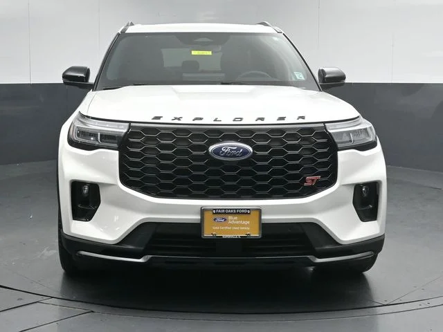 Certified Used 2025 White Ford ST image 2