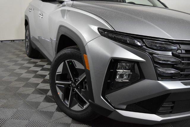 New 2026 Silver Hyundai SEL Premium AWD image 47