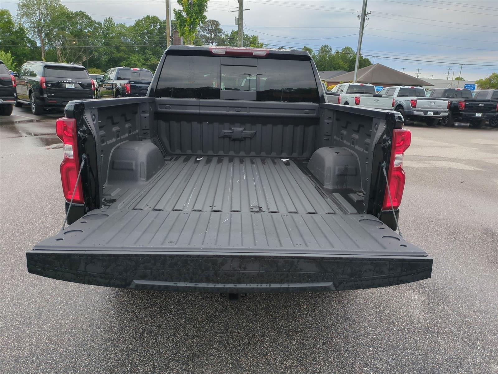 Used 2026 Black Chevrolet LTZ image 37
