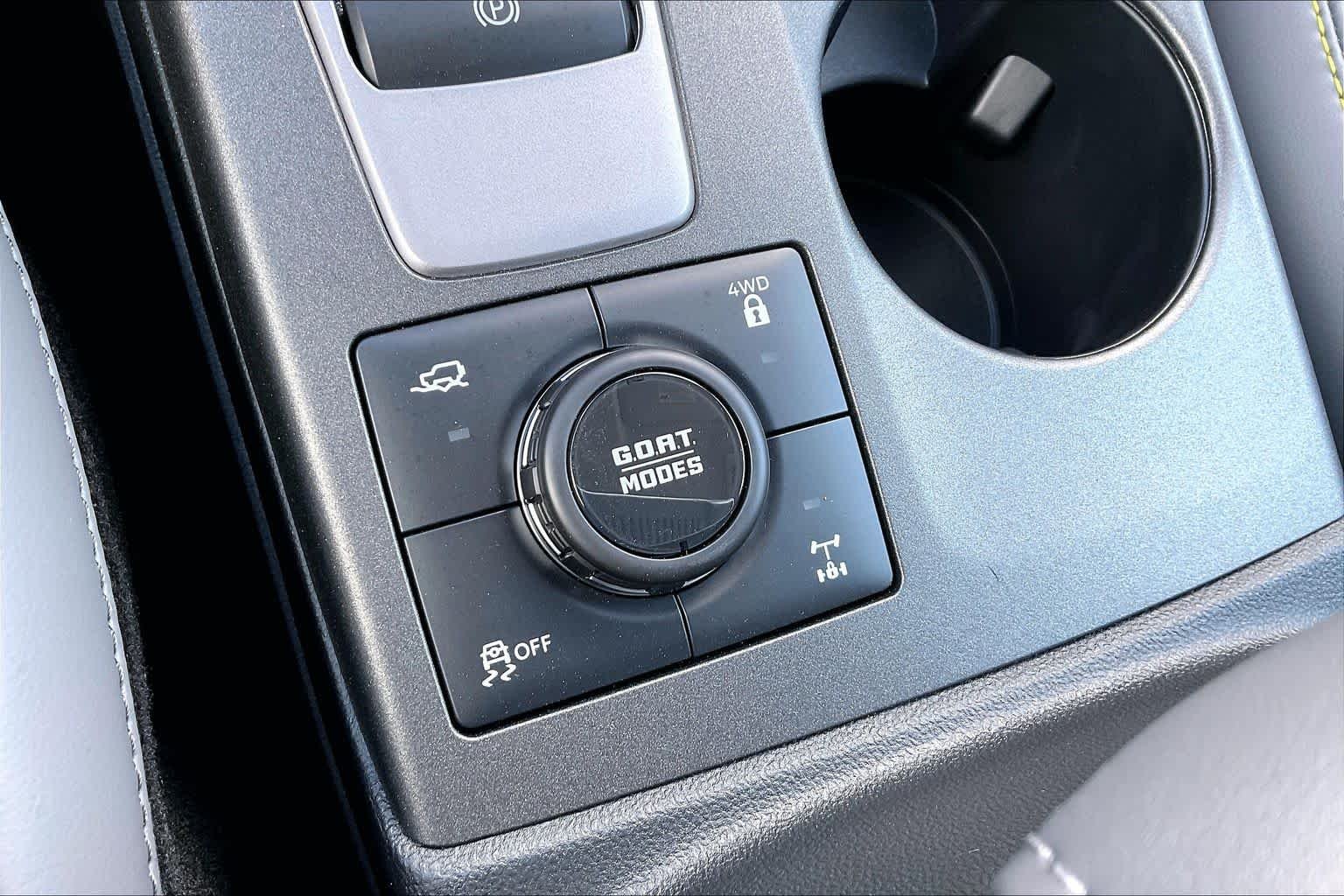 New 2026 Oxford White Ford Badlands® image 19