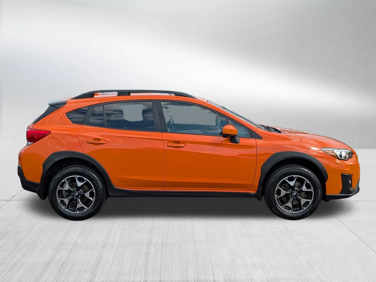 Used 2019 Sunshine Orange Subaru Premium image 8