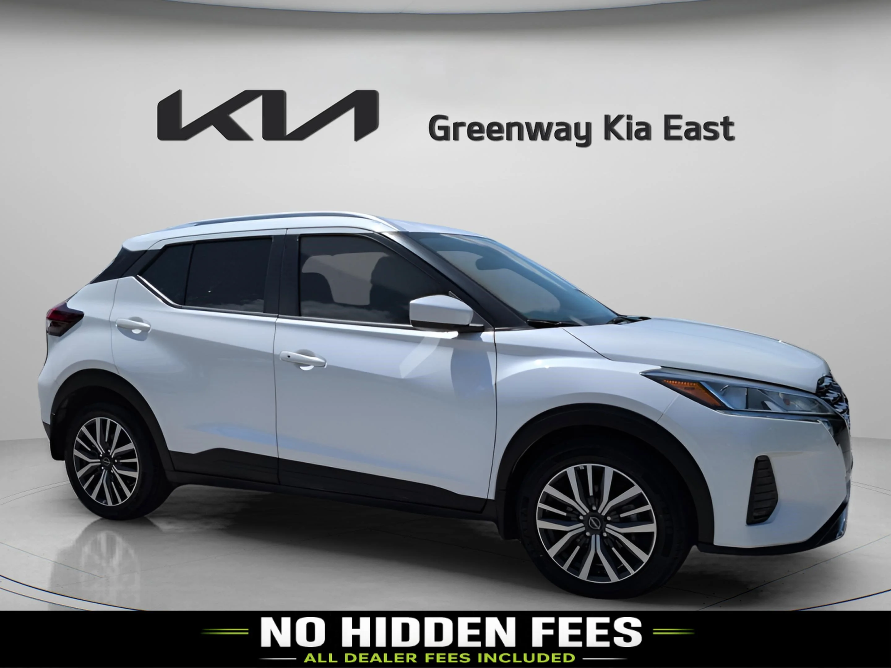 2023 Nissan Kicks SV