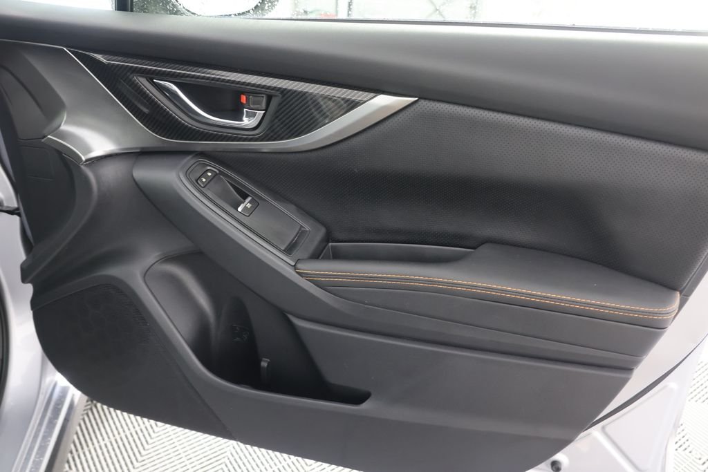 Used 2019 Silver Subaru 2.0i Limited image 28