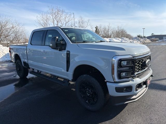 2026 Ford Super Duty F-350® Lariat®
