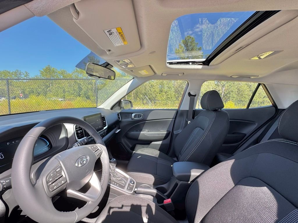 2026 Hyundai Venue SEL - Photo 15