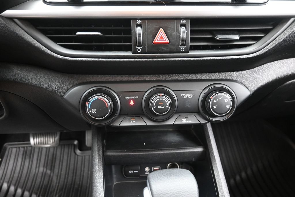 Used 2021 Black Kia FE image 19