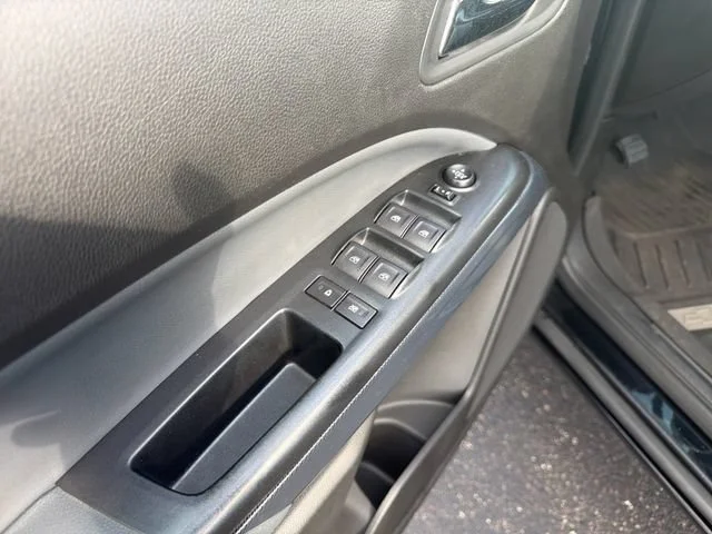 Used 2016 BLACK Chevrolet 4WD Z71 image 13