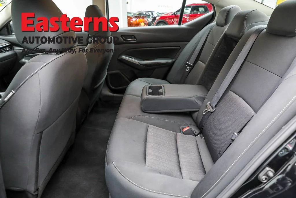 Used 2024 Black Nissan 2.5 SV image 21