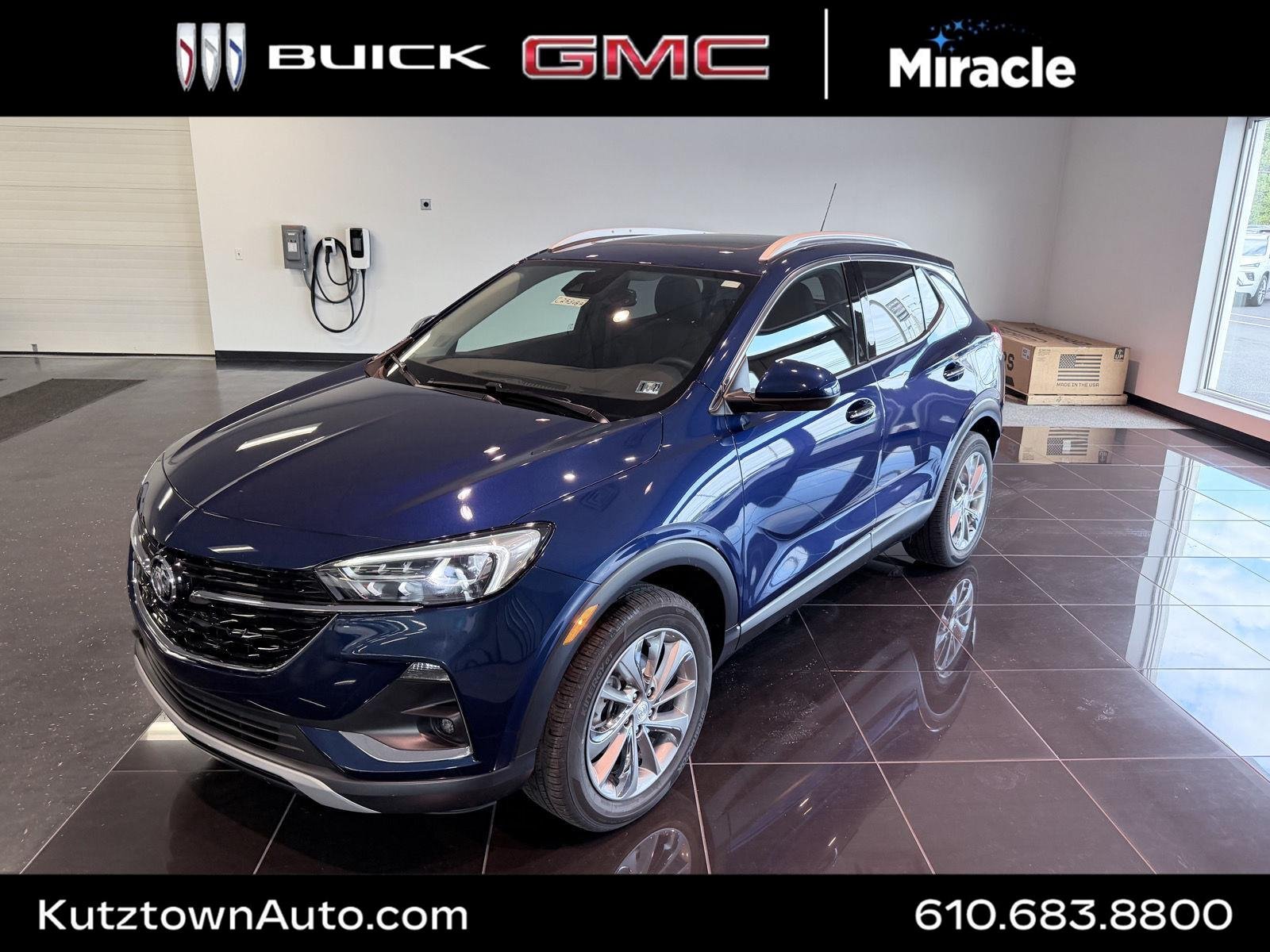 Used 2023 Sapphire Metallic Buick Essence image 1