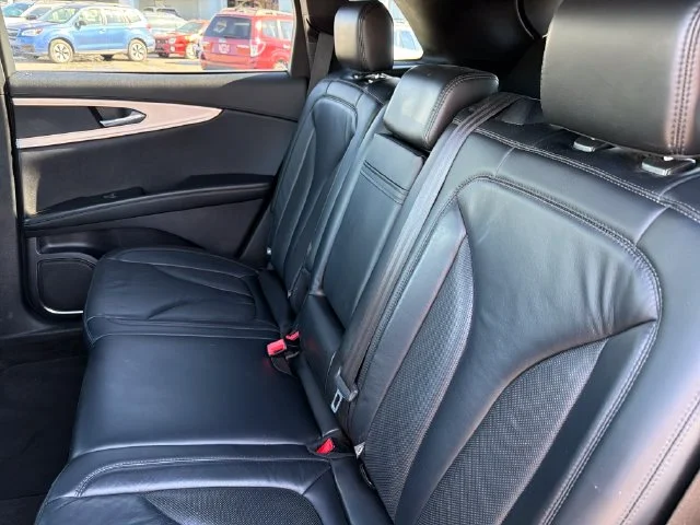 Used 2020 Black Lincoln Standard image 22