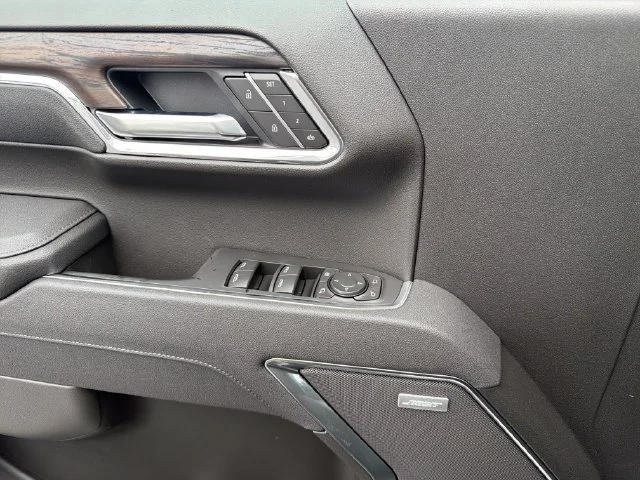 New 2026 Onyx Black GMC SLT image 23