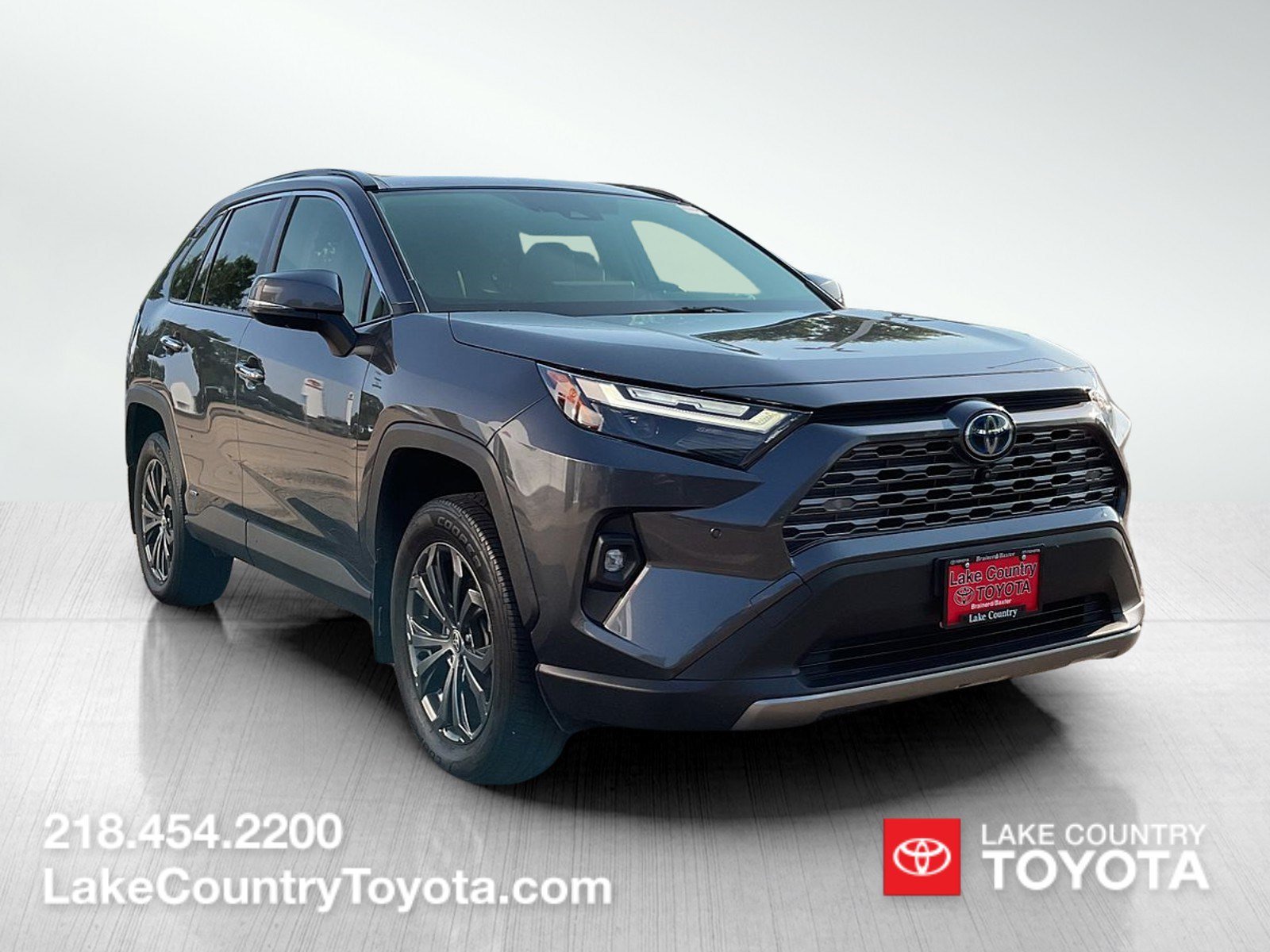 2023 Toyota RAV4 Limited - Photo 7