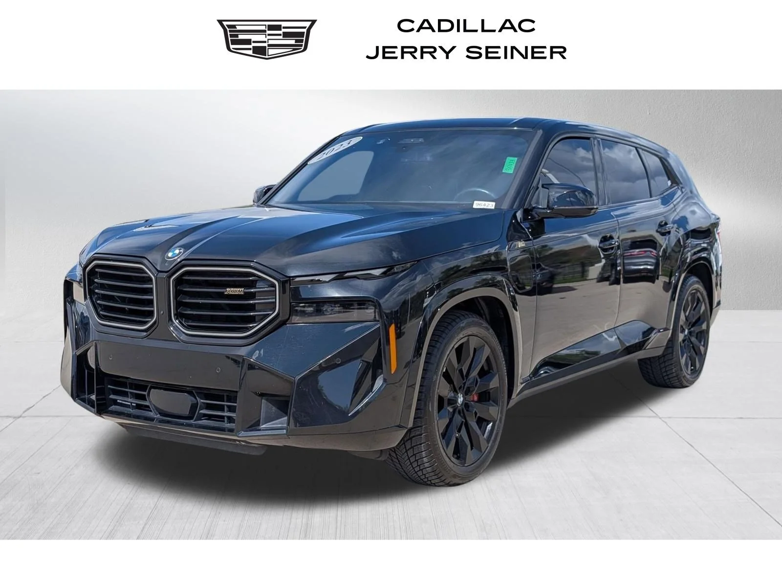 2023 BMW XM Base