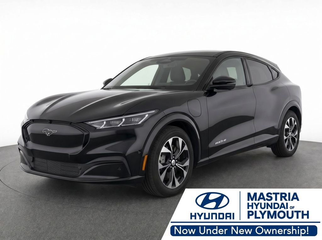 Used 2021 Black Ford Premium image 1