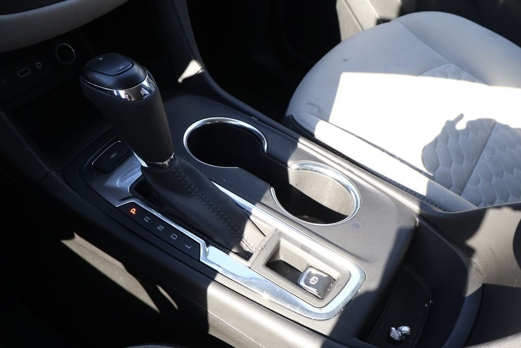 Used 2021 Black Chevrolet LS image 23