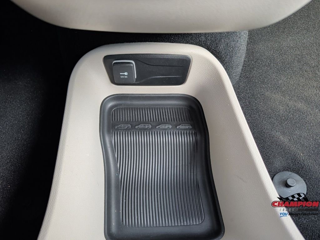 Used 2024 Black Chrysler Touring L image 25
