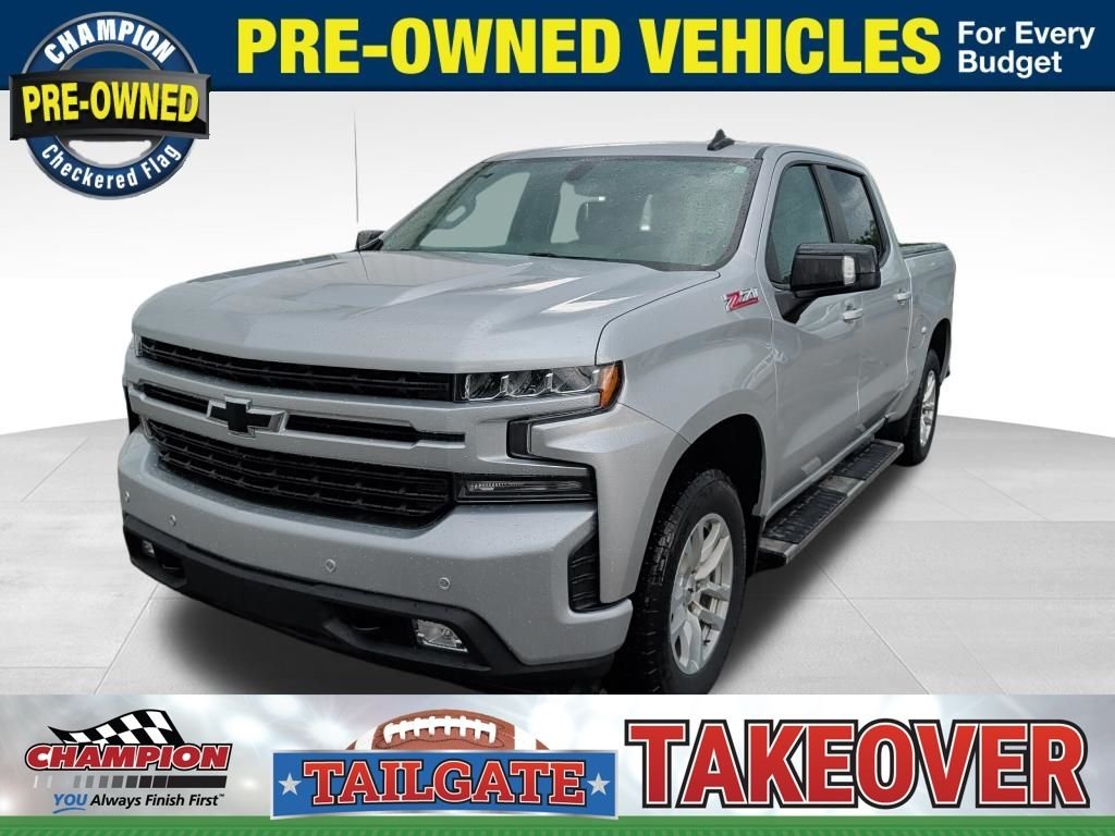 Used 2019 Silver Chevrolet RST image 1