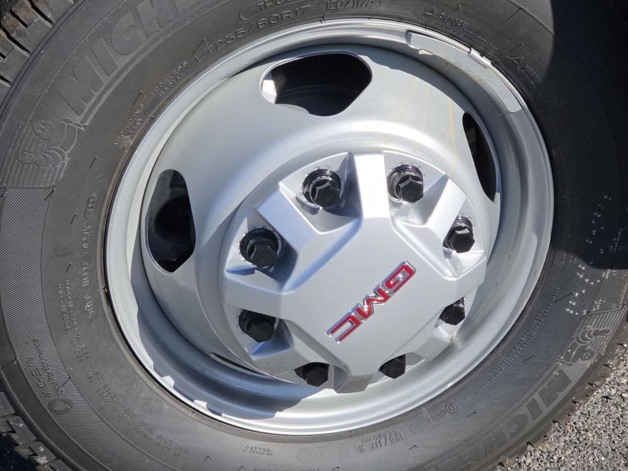 2025 GMC Sierra 3500 Chassis Cab Pro - Photo 13