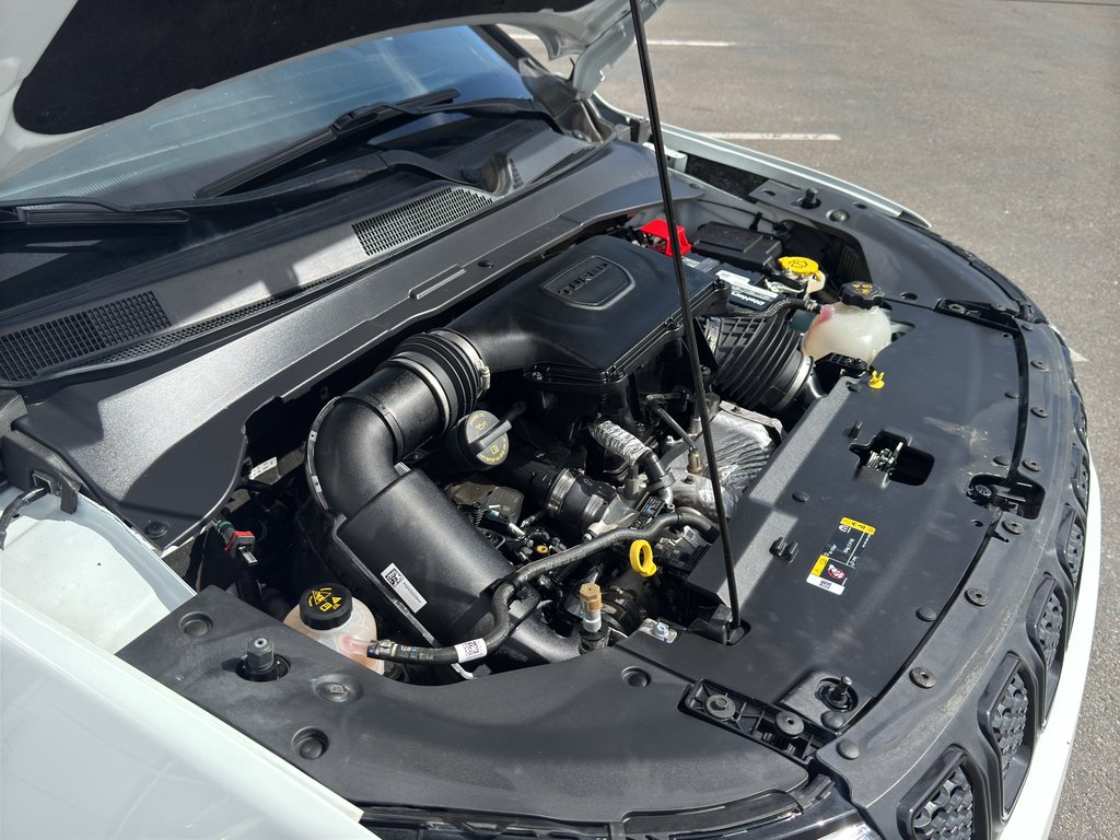 Used 2023 Bright White Clearcoat Jeep Altitude image 28