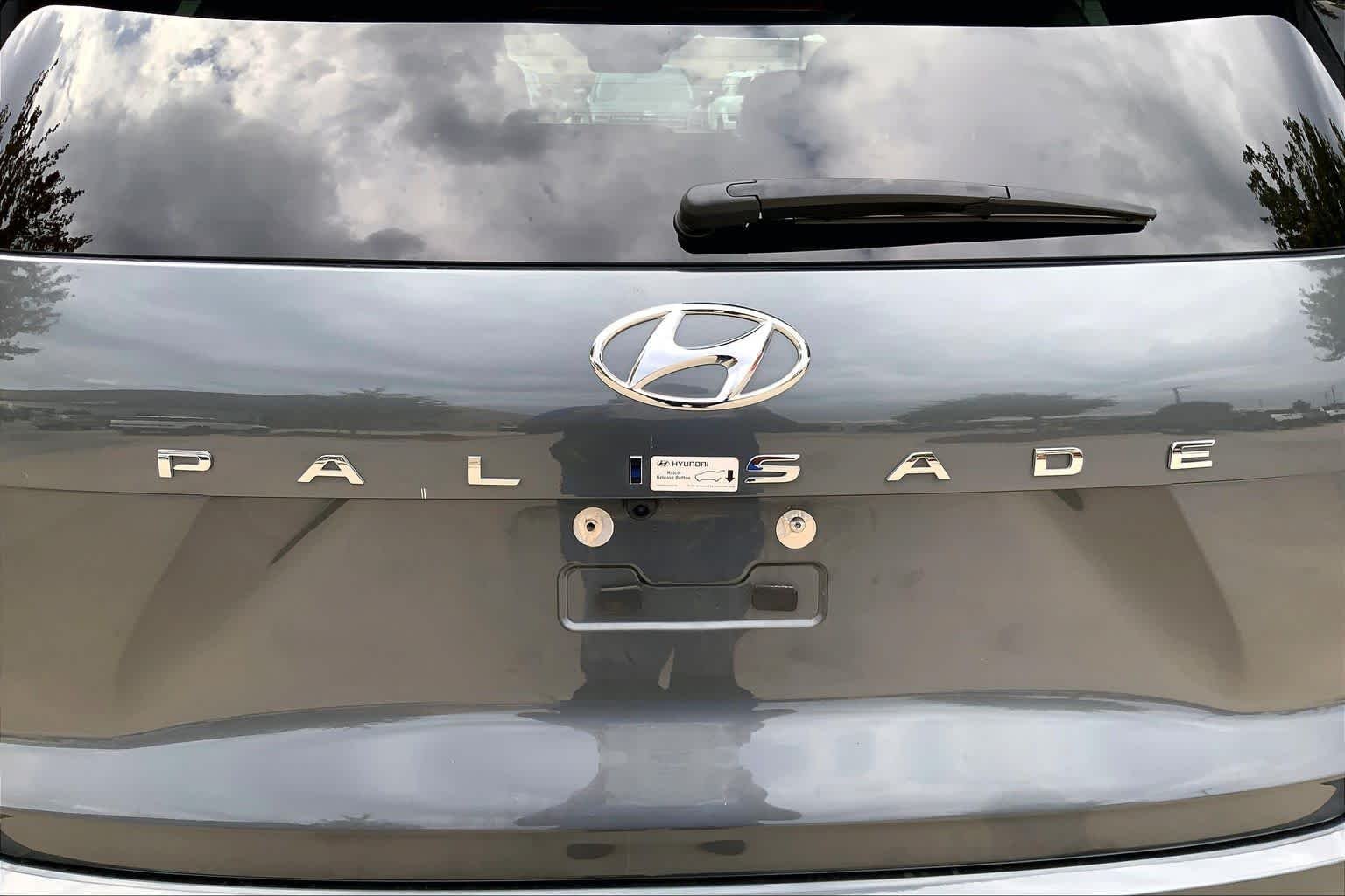 Certified Used 2025 Steel Graphite Hyundai SEL image 32