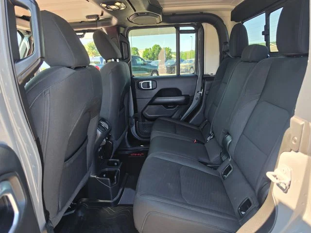 Used 2022 Gray Jeep Overland image 16