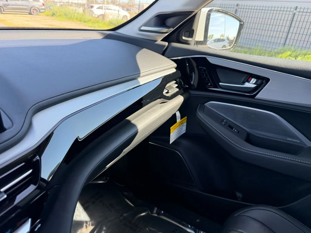 New 2026 Platinum White Acura Technology Package image 21