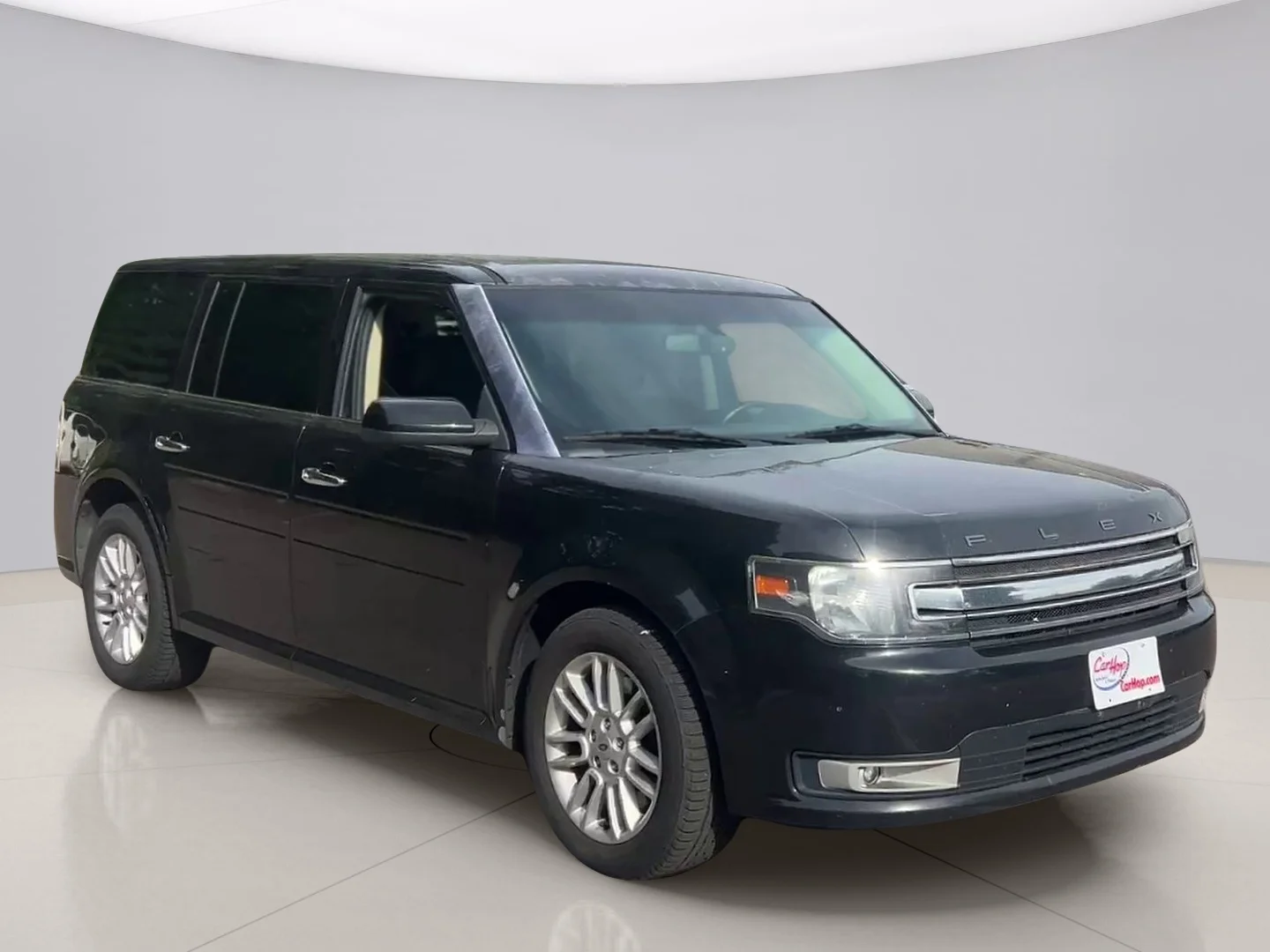 Used 2015 Black Ford SEL AWD image 7