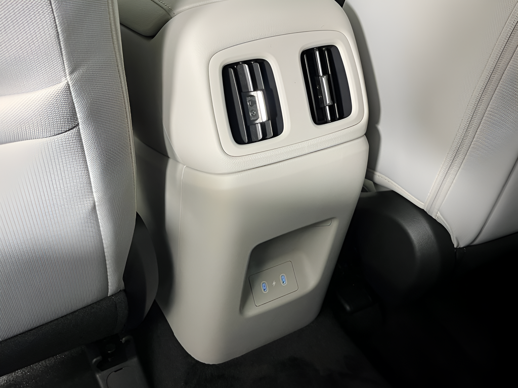 New 2026 Silver Hyundai SEL image 22