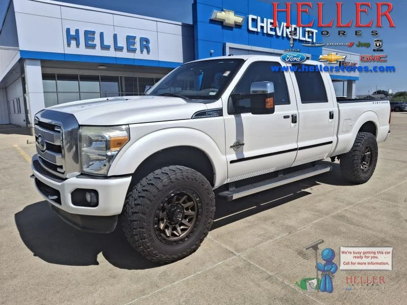 Used 2014 White Platinum Clearcoat Metallic Ford Platinum image 1