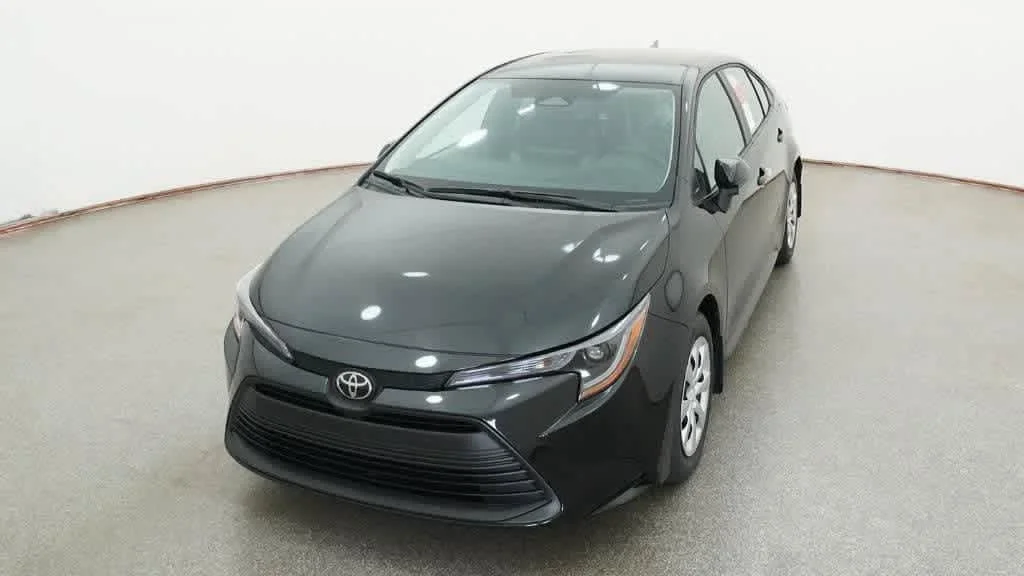 New 2026 Midnight Black Metallic Toyota LE image 16