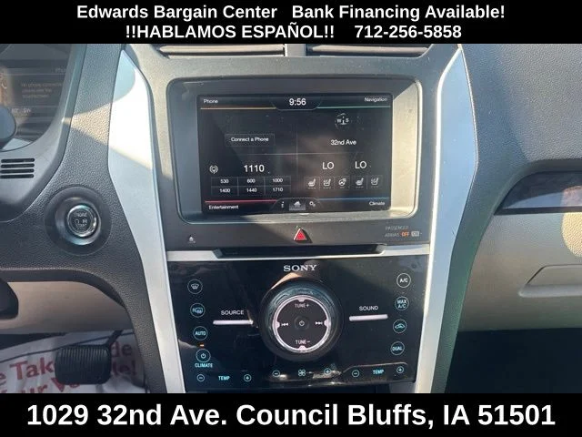 Used 2013 White Ford Limited image 24