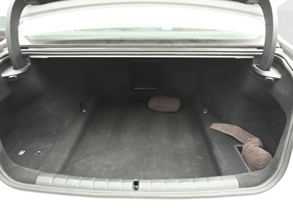 2023 BMW 760I - Image 26