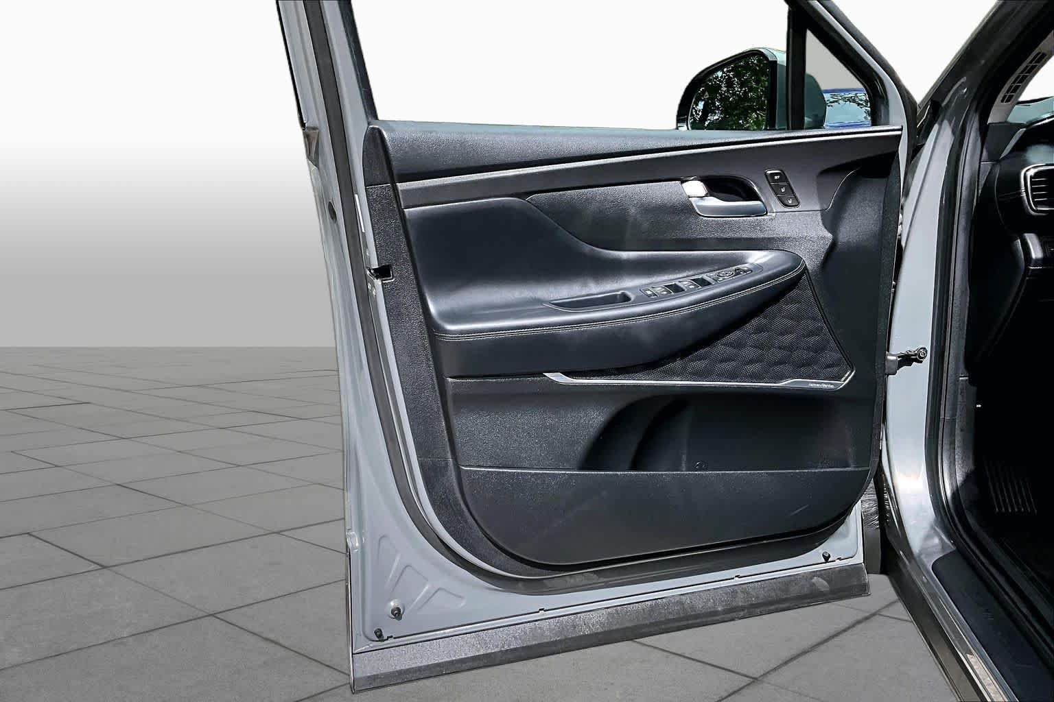 Used 2022 Hampton Gray Hyundai Limited image 26