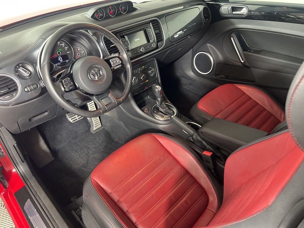 Used 2012 Volkswagen Beetle 2.0 with VIN 3VWVA7AT4CM665924 for sale in Orchard Park, NY