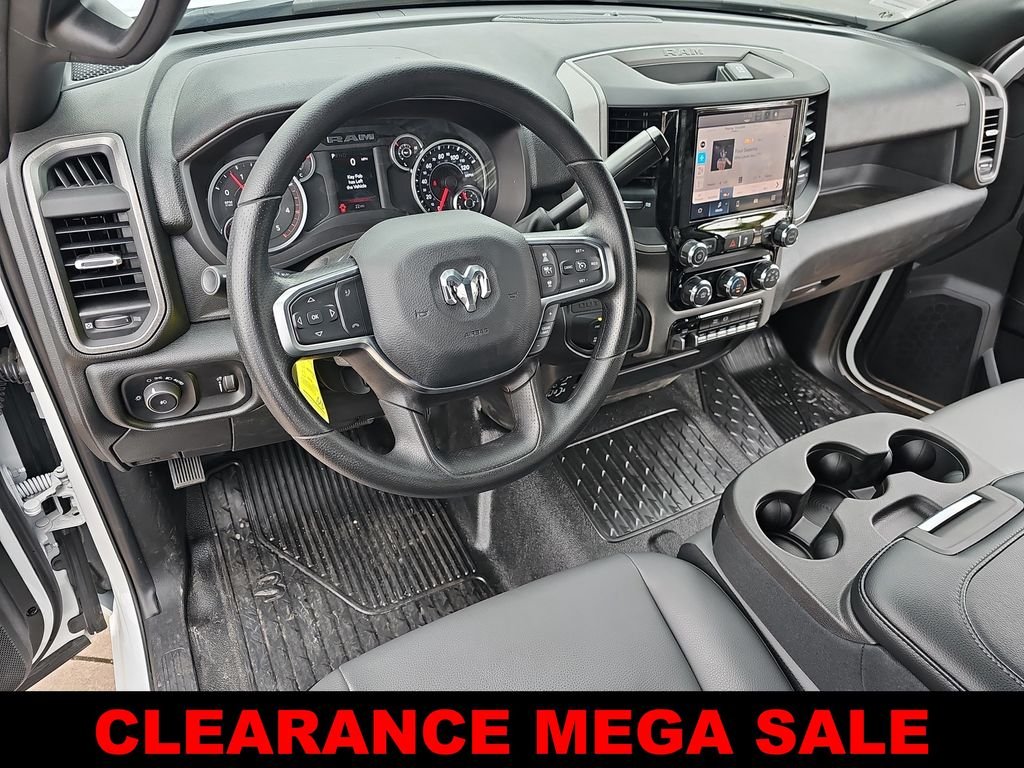 2025 RAM 3500 Chassis Tradesman - Photo 14