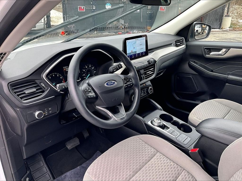 Used 2021 White Ford SE image 14