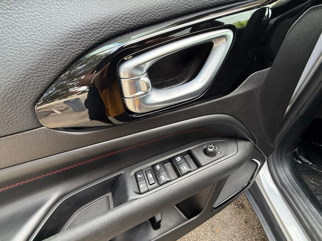 2025 Jeep Compass Trailhawk - Photo 11
