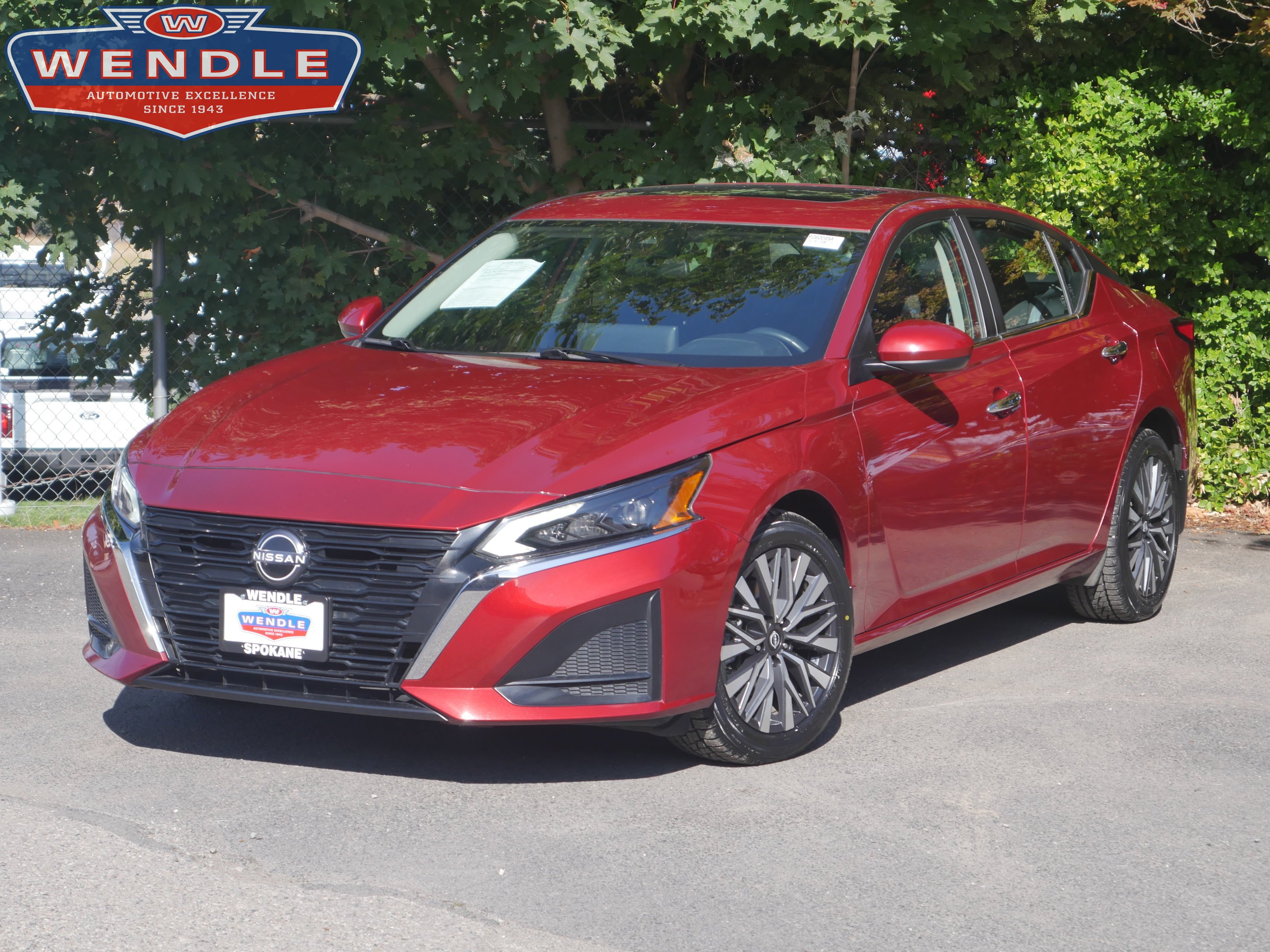 Used 2024 Scarlet Ember Nissan 2.5 SV image 1